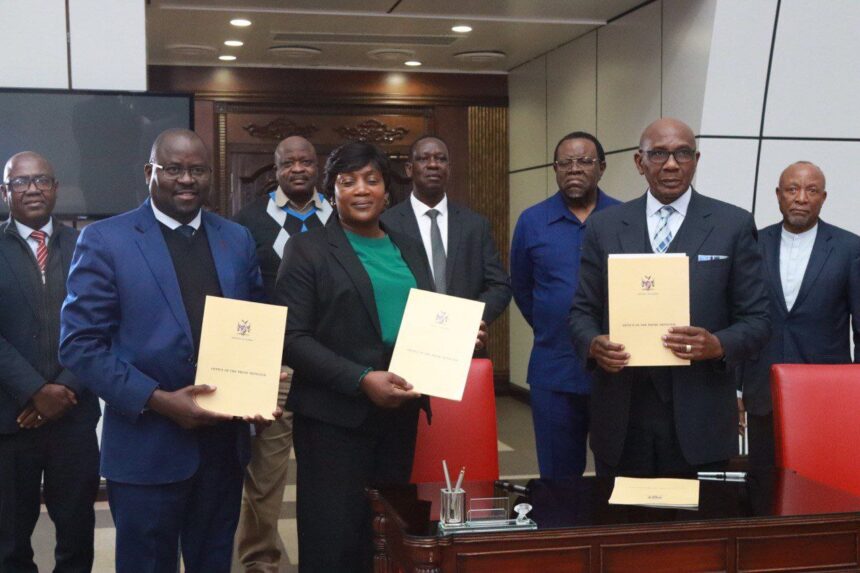 2023 03 09 105947 Civil servants want 8% increase