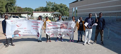 abortion 1 Abortion debate reaches fever pitch