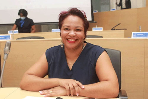 ar AR takes MC chair