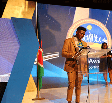awards 2 Looser and Hinda shine at Nasa Awards