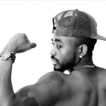 bentley1 JBentley beats fitness drum