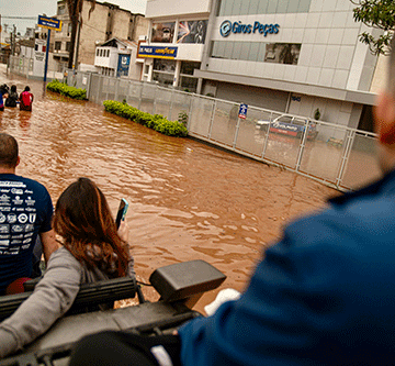 brazil 2 Race against time to rescue Brazil flood victims after dozens killed