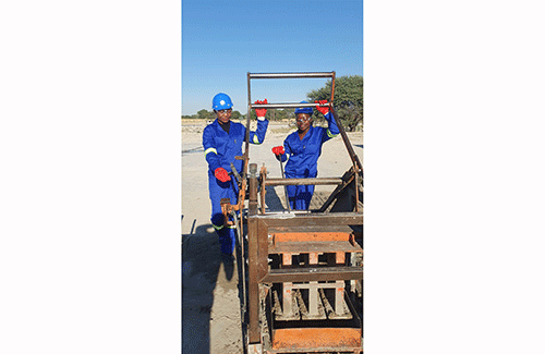 bricks 1 Northern women break bricklaying wall