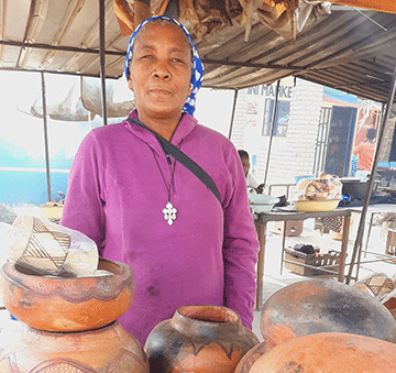 clay Ongeshefa yomatiti tai ende nawa momatala mOmuthiya