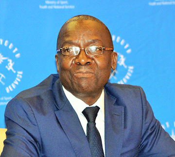 courts Uutoni backs traditional courts expansion