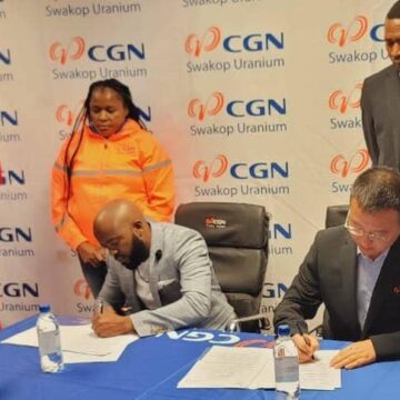 deal 1 Swakop Uranium, MUN sign wage agreement