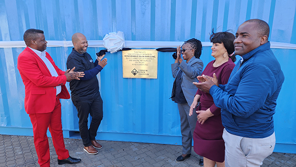 debmarine Debmarine-Namdeb open Seabird Emergency Response Units