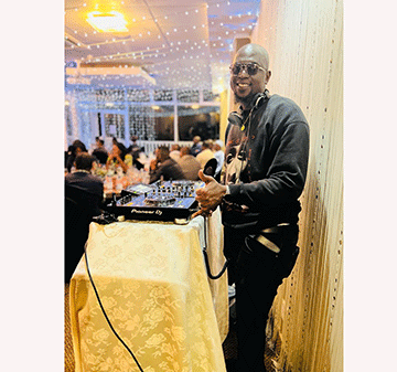 dj 3 DJ Siya to share stage with Koffi Olomidé