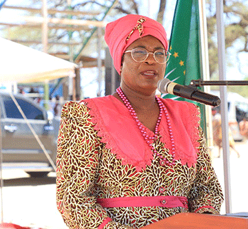 doeseb Presidency contradicts //Hoebes … says national anthem is Doëseb’s