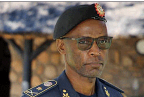 drugs Vamwe moshipyu eshi va landifa epangwe komupolifi