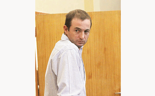 eichoff Sick lawyer stalls Okahandja murder trial