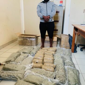 escaped Nakuhangwa nepange e livaka modolongo