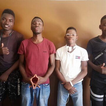 Youngsters start community art initiative in Aimablaagte