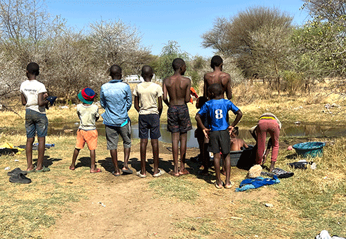 five rand 1 Five Rand residents resort to riverbed water