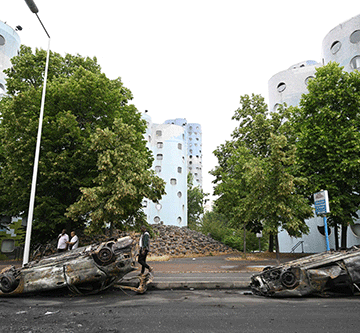 france France arrests dozens in unrest after police shooting