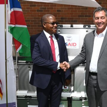freezer2 USA hands over freezers to health ministry