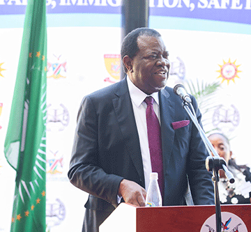 geingob 3 Geingob ge HIV-o!nâ ǁaesa ra ǂhâba