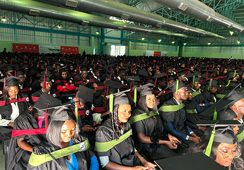 graduation1 Yeli lwopo1000 ya piti komandiki gaUnam konooli