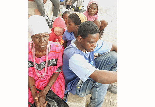 grandmoher Pensioner raises seven undocumented grandchildren