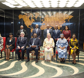 hage Geingob: War benefits no one