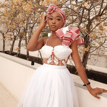 kas 1 Kaselly Designs to branch out