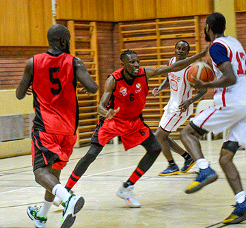 kba action jpg Unam Wolves, Sparks win Independence Cup
