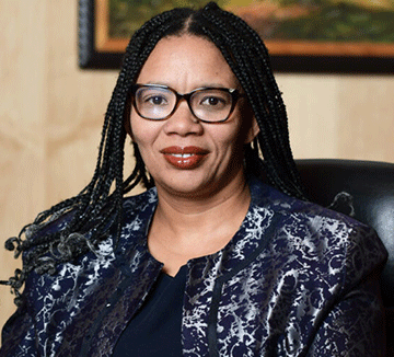 knives1 Nust’s night of long knives… council gangs up against Nakusera