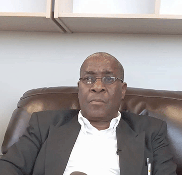 lawrene Sampofu a pula oshigwana shi indhindimikile okakomitie koongamba