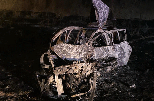 man burns Man burns to death in car collision