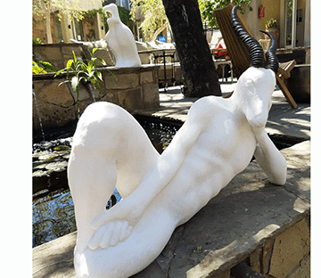 marble Ngavee’s sculptures on display at Village Garden Cafe
