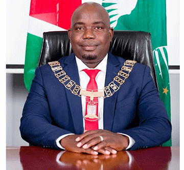 Oshakati sha ekele po  oN$92 000 yekopi lyaMayola