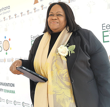 mit Iipumbu: Ovanangeshefa va shona ova pumbwa omadeulo