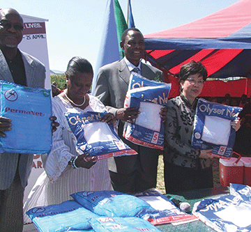 mosquitoes Using tumbleweed to fight mosquitoes