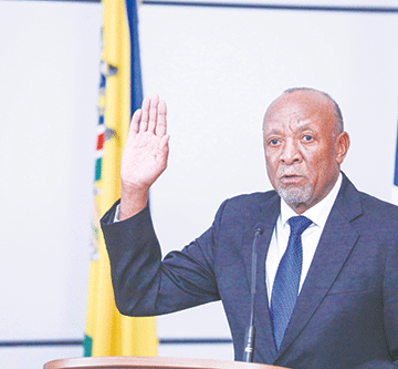 nangolo mbumba !Hūb di ǁûb Mbumbab ge Geingob ǀumisa nî !kharu-ū