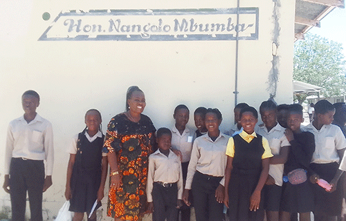 nghipondoka Yandjeni omapukululo kombinga yomufindalongo – Nghipondoka