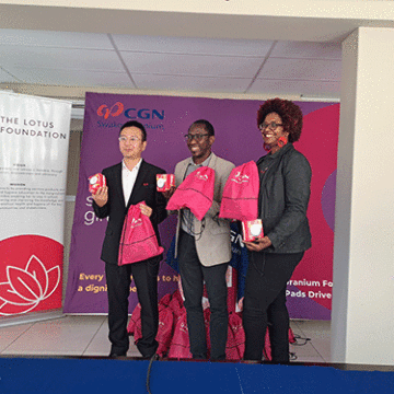 pads Oosikola 10 dha yambidhidhwa nuututa womathimbo