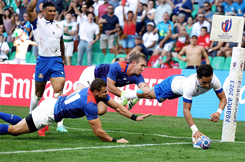 page 24 1 Baptism of fire for Welwitschias