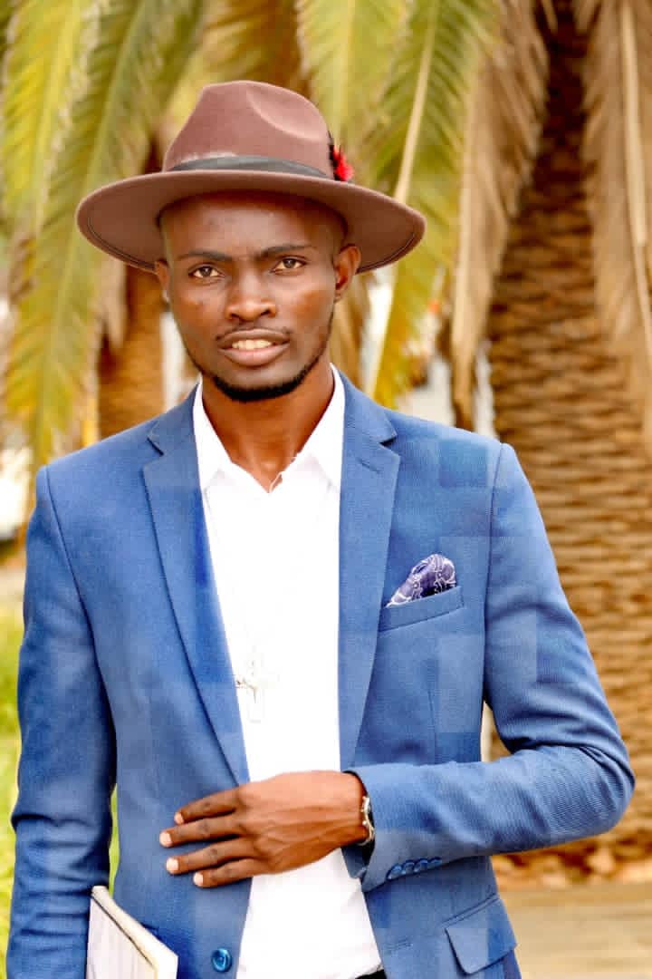 pastor Mubuleli ufumbela kubulaya bomunyaza