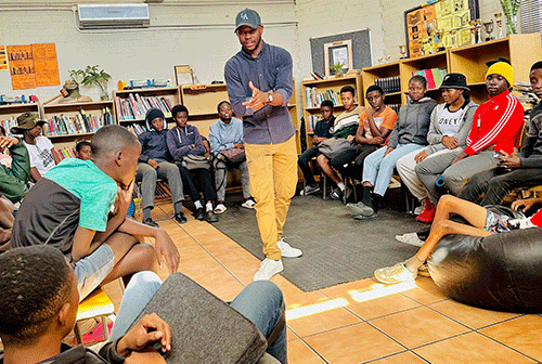 pay 1 Maintaining mental health, resilience in the face of hardship