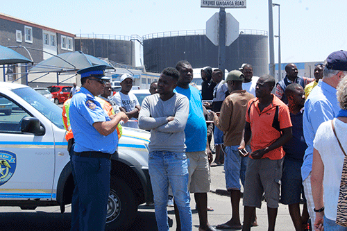 photo6 1 Huri-ammi !gae-autodi, !narisarima-aon !nari-aon ge ǂan!gâsa !oa garu