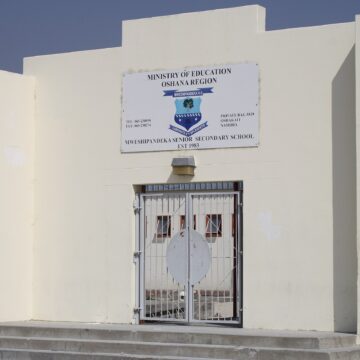 pupils Aalongwa ye vule 100 taya ehama moMweshipandeka