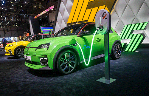 renault 2 Renault wins Car of the Year