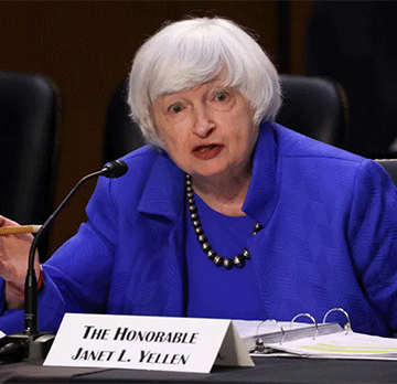 risks Yellen urges action to curb market risks