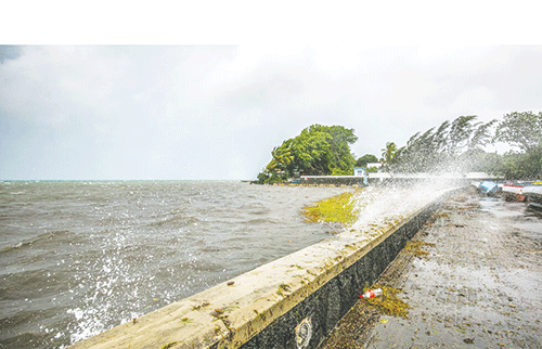 storm Mauritius grounds flights as tropical storm nears