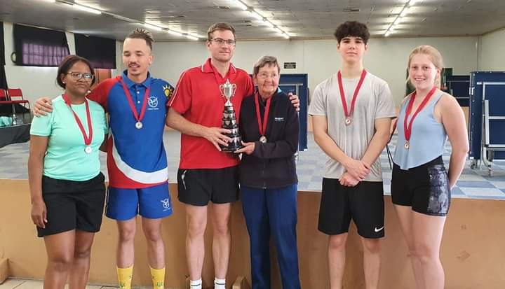 table tennis Mrozek, Dreyer crowned table tennis champs