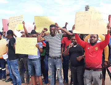 taxi drivers Taxi drivers protest over poor roads