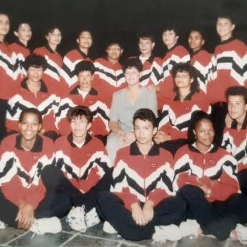 team netball jpg Rolling in the baskets with Isadore Nell