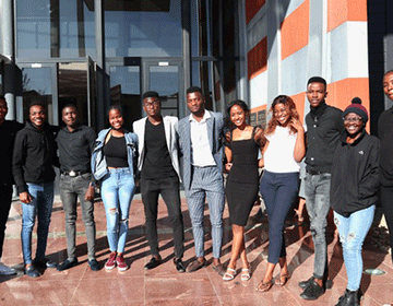 tedxunam photo TEDxUnam speakers gearing up for the talk