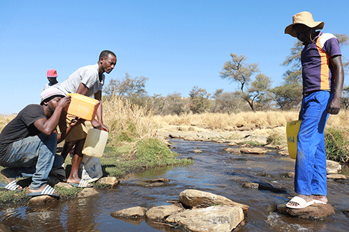 token Hadino Hishongwa still without water