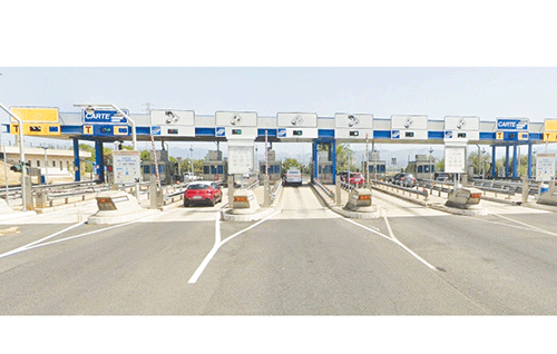 toll Rocky road ahead for toll gates…as public, analysts and opposition reject option
